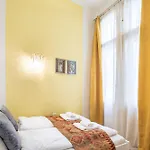 - Large And Comfy Apartament