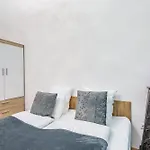 Apartament - Large And Comfy Budapesta