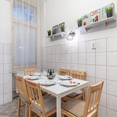 Apartmán - Large And Comfy *