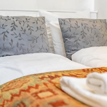 - Large And Comfy Apartmán Budapešť