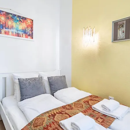 - Large And Comfy Lejlighed *